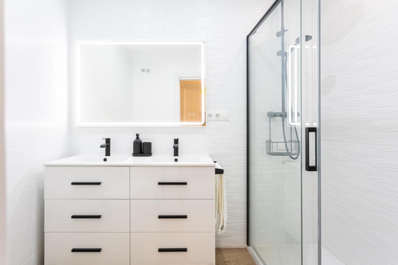 Twins Nest Malaga Apartment Ngoại thất bức ảnh